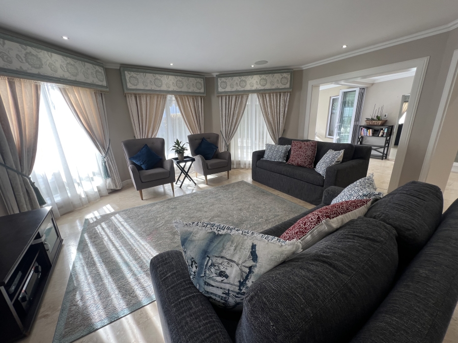 4 Bedroom Property for Sale in Selborne Eastern Cape